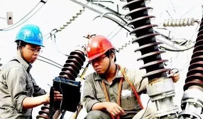 水電工的出路在哪里？這9條路，都是電工前輩們闖出來的光明大道